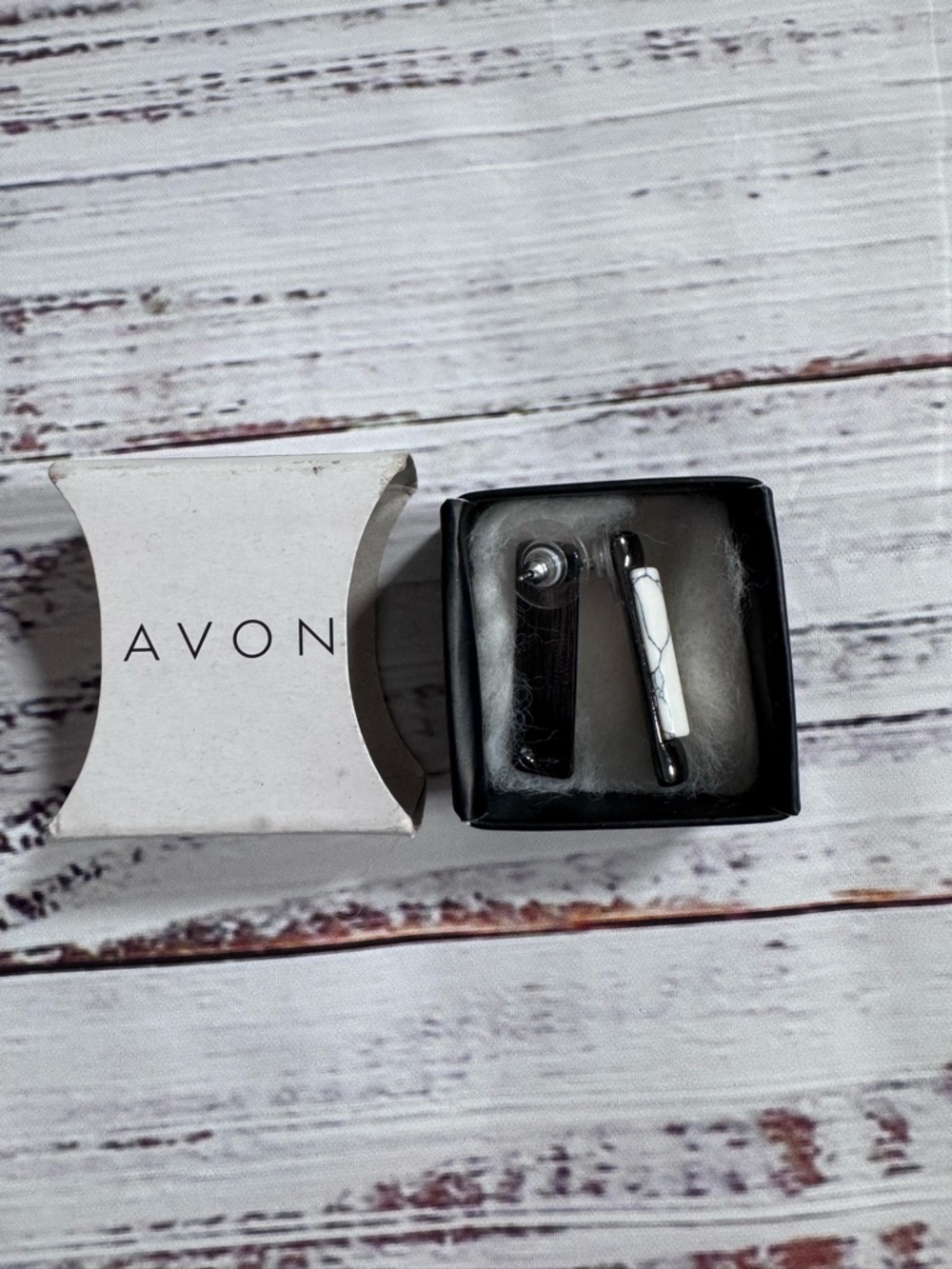 Avon Black and White Stone Bar Drop Earrings
